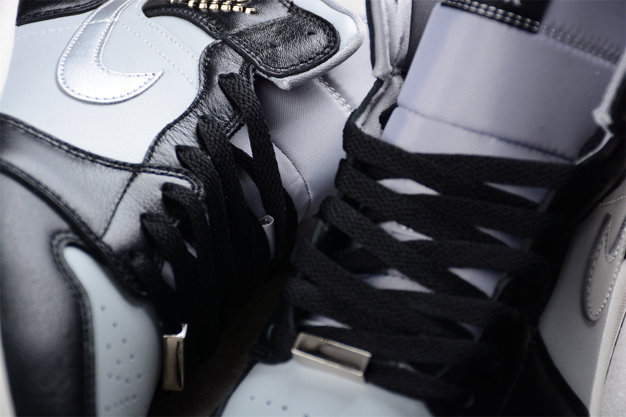 Air Jordan 1 Mid SE "Black Chrome"