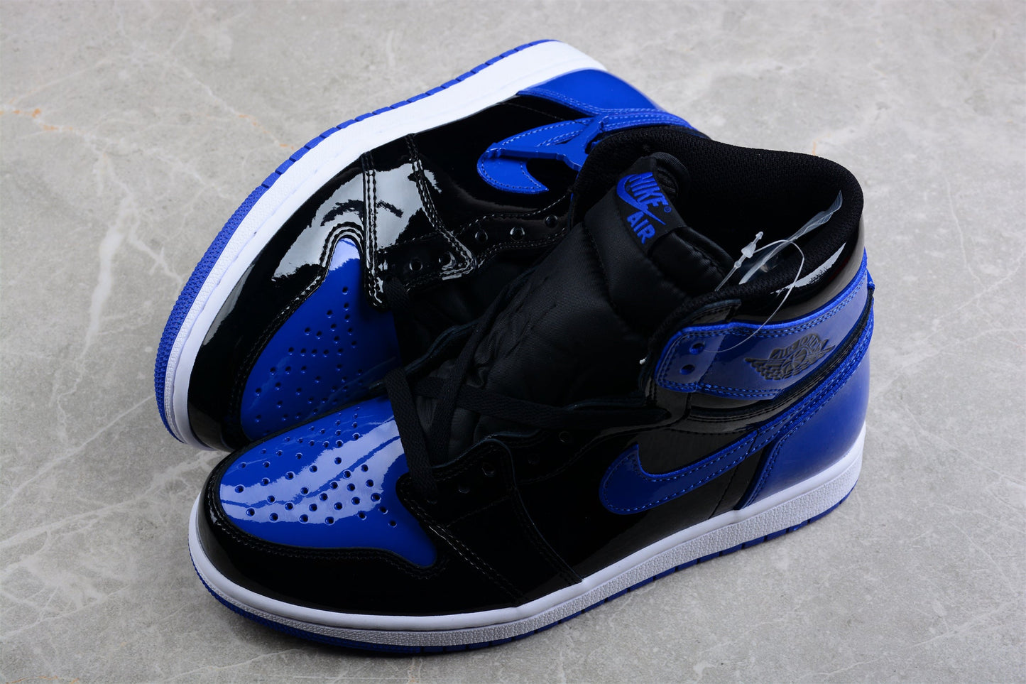 Nike Air Jordan 1 High – Patent Royal