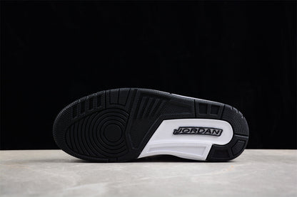 Air Jordan Spizike Low Obsidian Sneakers