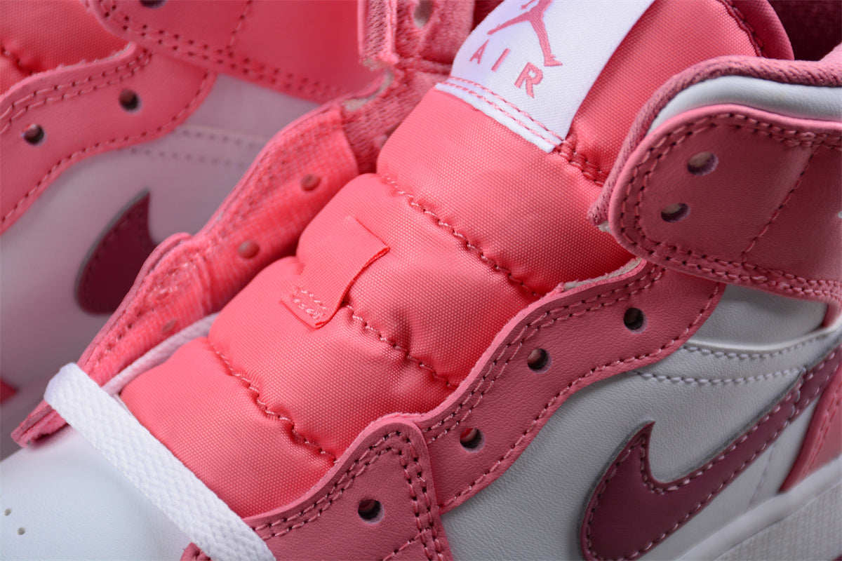 Air Jordan 1 Low "Desert Berry"