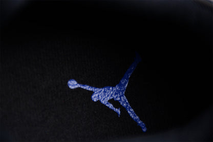 Air Jordan 11 Low Space Jam Sneakers