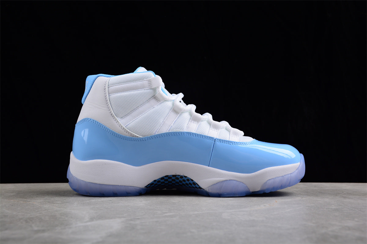 Air Jordan 11 Retro High "UNC"