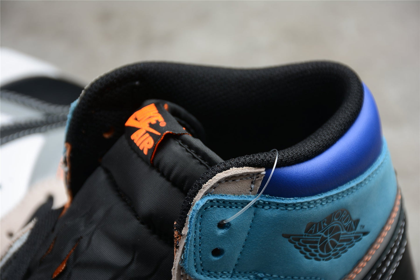 Air Jordan 1 Retro High OG “Prototype”