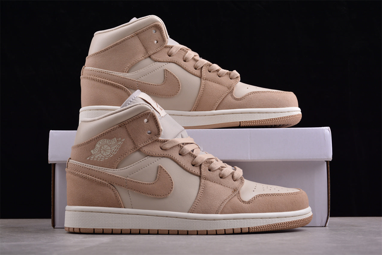 Air Jordan 1 Mid SE "Legend Light Brown"