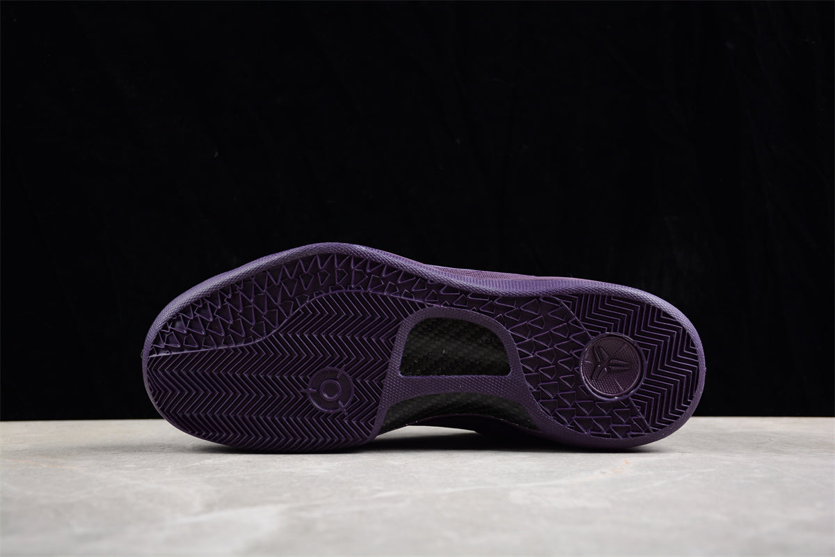 Nike Kobe 8 Black Mamba Collection "Fade to Black"