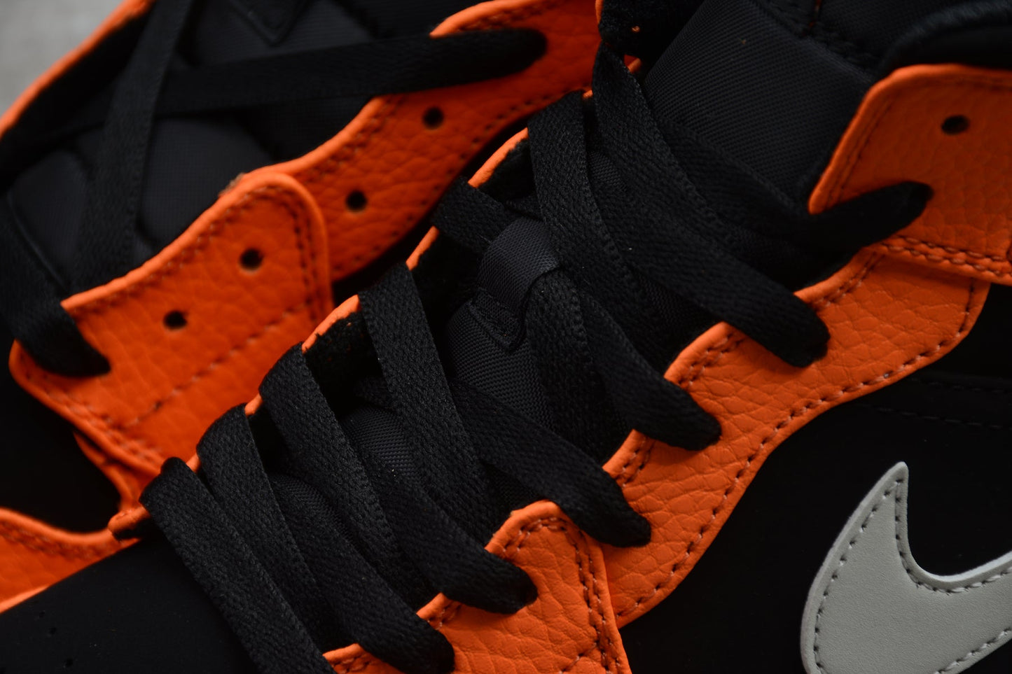 Air Jordan 1 Mid "Black Light Bone Orange"