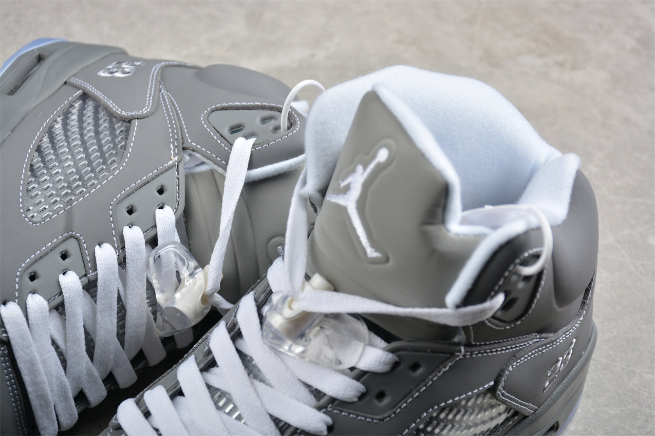 Air Jordan 5 Retro "Wolf Grey"