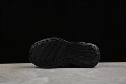 Balenciaga Hamptons Worn Out Pure Black