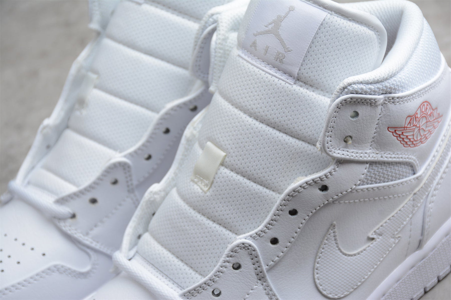 Air Jordan 1 Mid "Euro Tour"