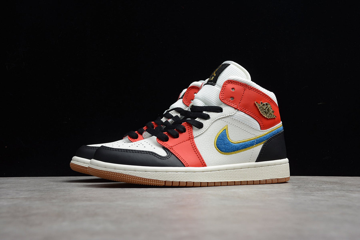 Air Jordan 1 Mid "Noir/Rouge Gym/Or Metallic"