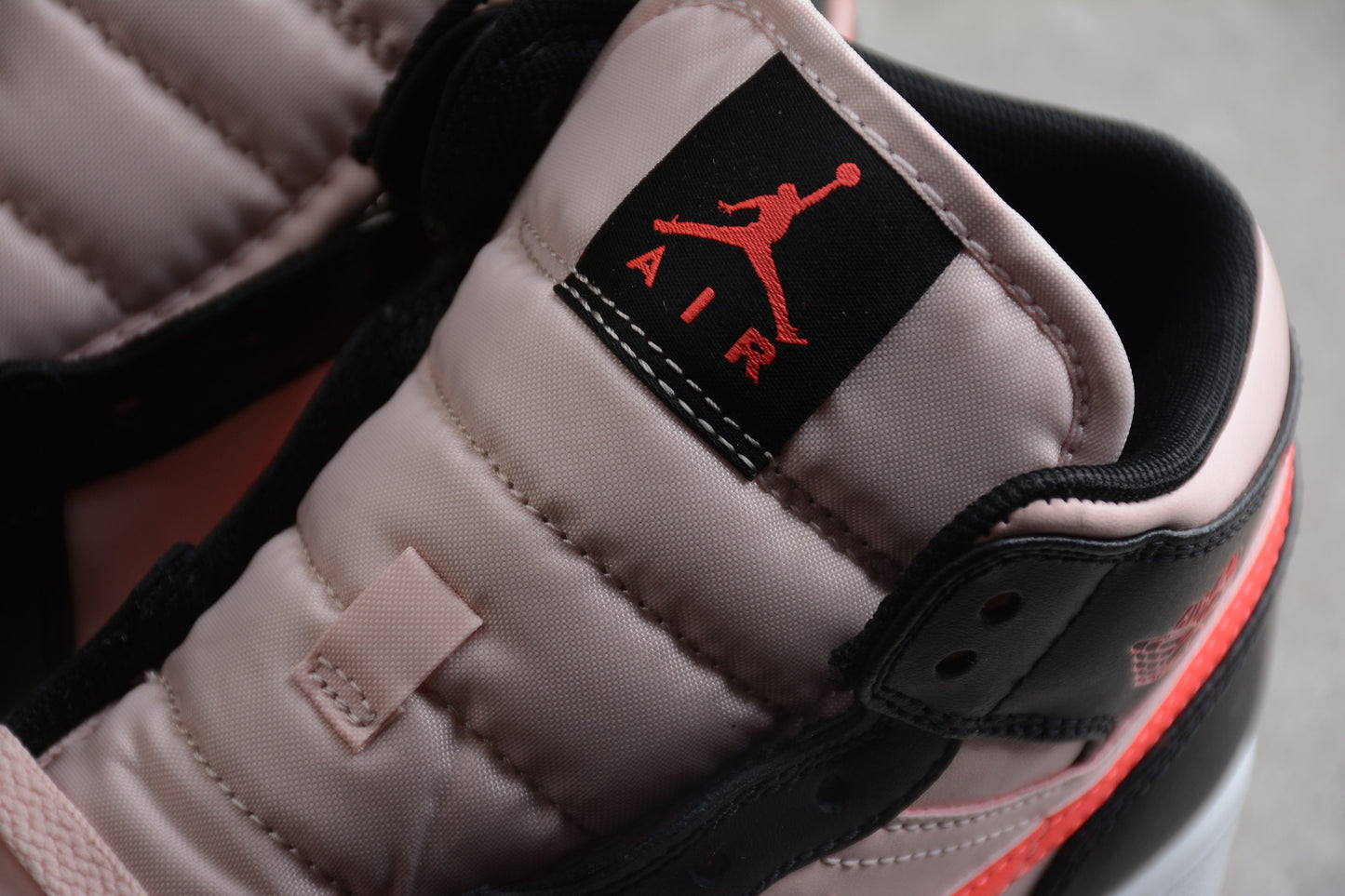 Air Jordan 1 Mid "Black Atmosphere"