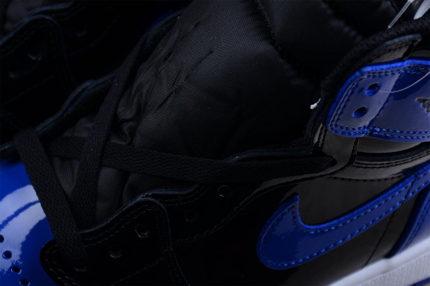 Nike Air Jordan 1 High – Patent Royal