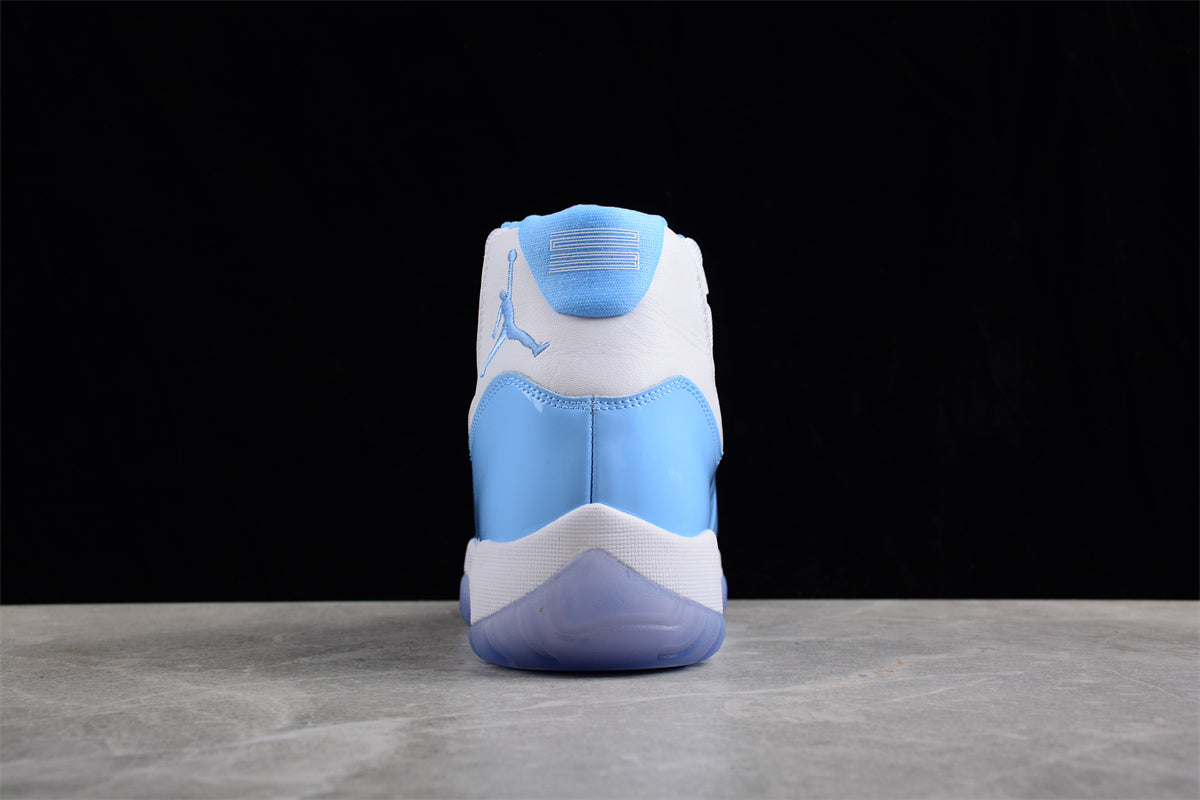 Air Jordan 11 Retro High "UNC"