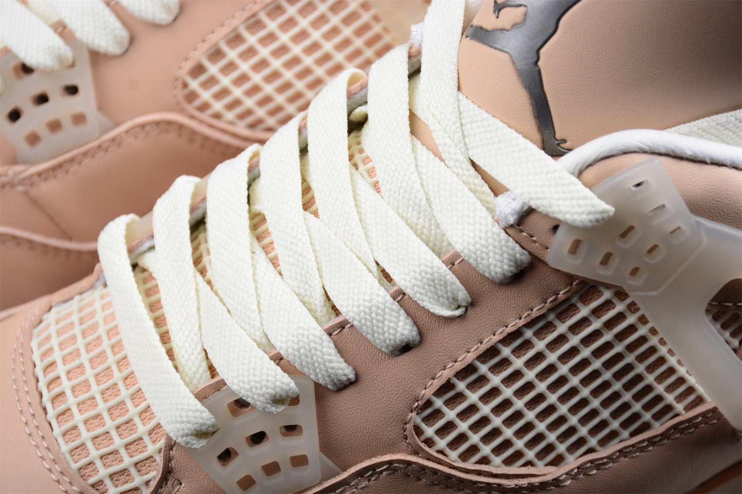 Air Jordan 4 Retro "Shimmer"