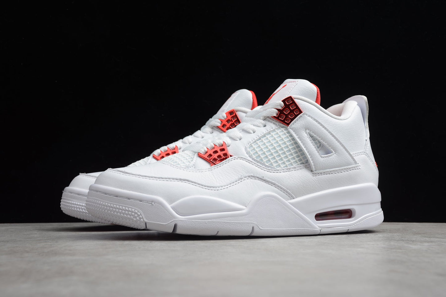 Air Jordan 4 Retro "Orange Metallic"