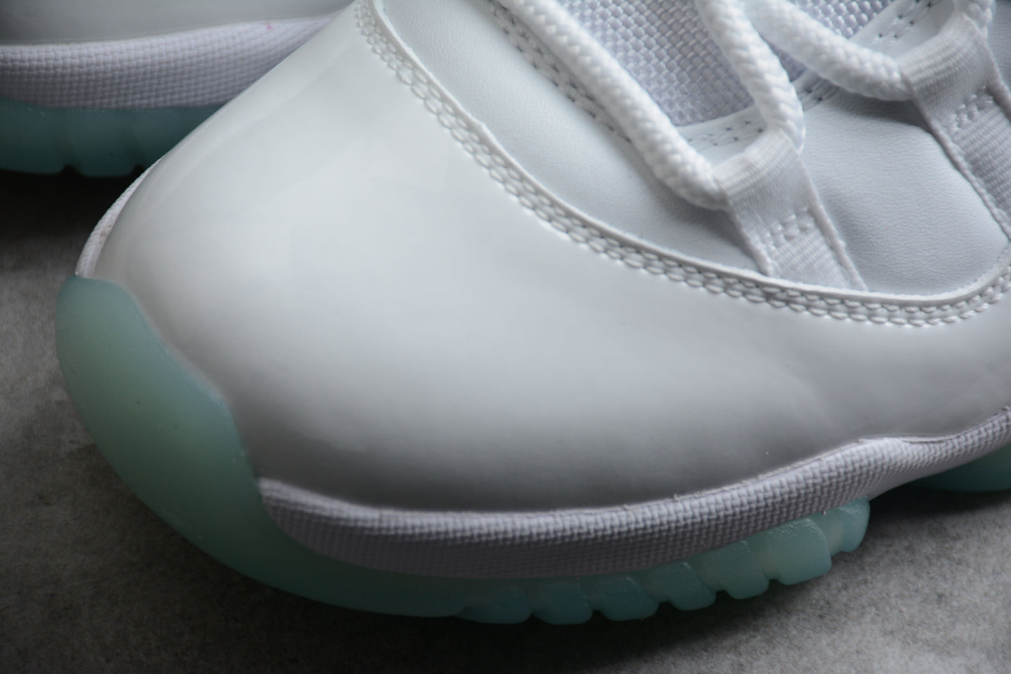 Air Jordan Retro 11 Low “Legend Blue”AV2187-117