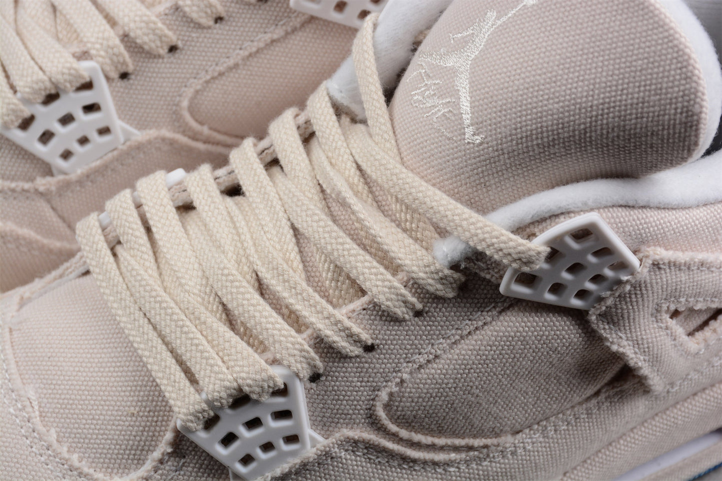 Air Jordan 4 Retro 'Blank Canvas'