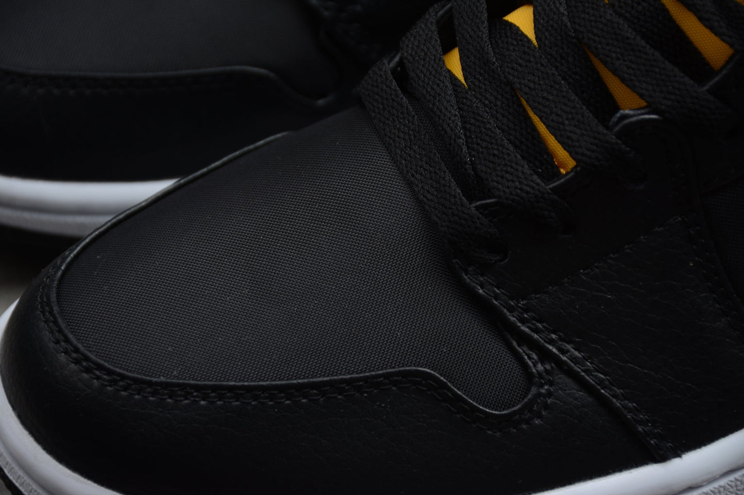 Nike Air Jordan 1 Mid "Black Metallic Gold White"