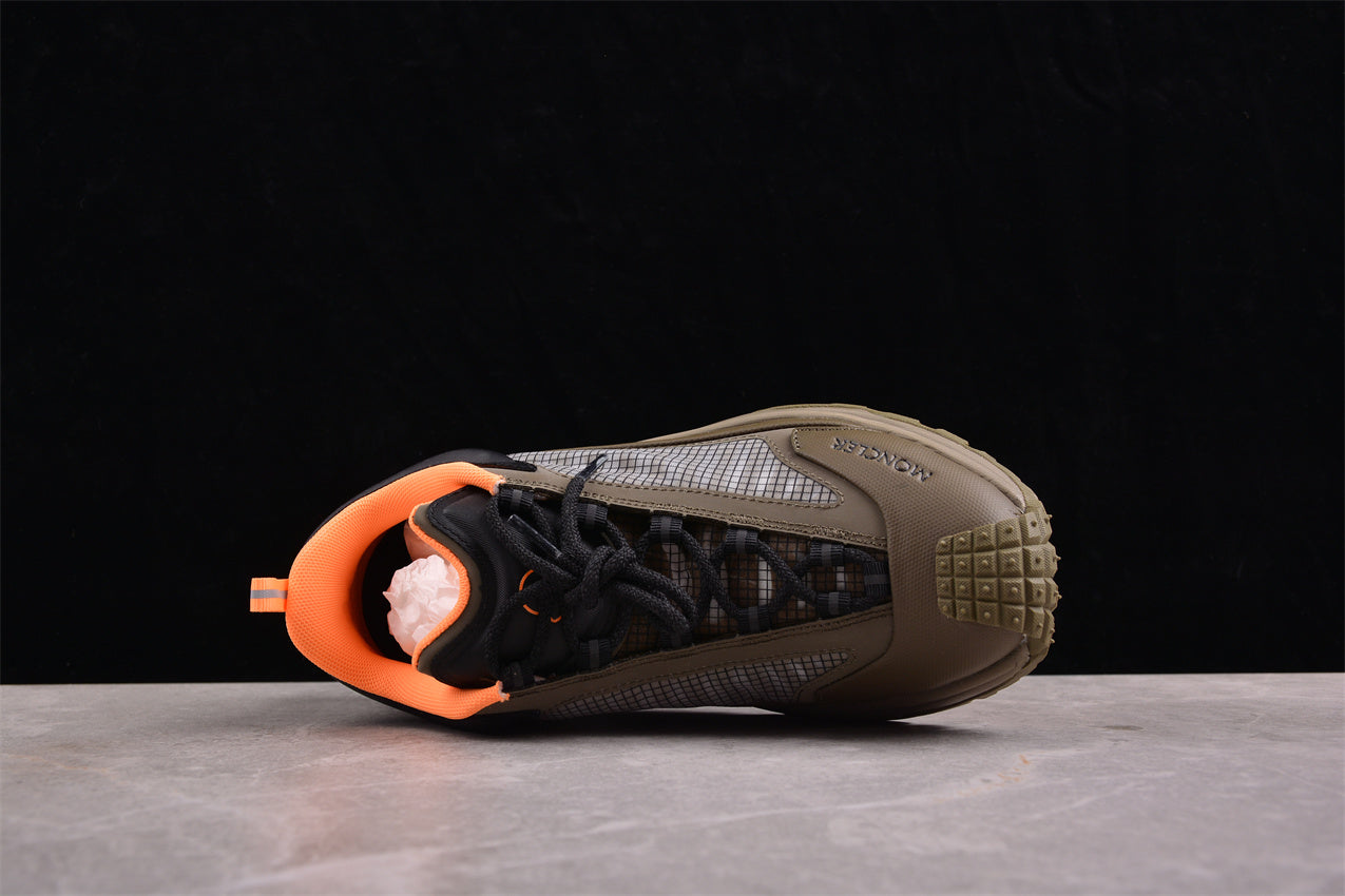Moncler Trailgrip Lite 2 Low in Olive/Orange