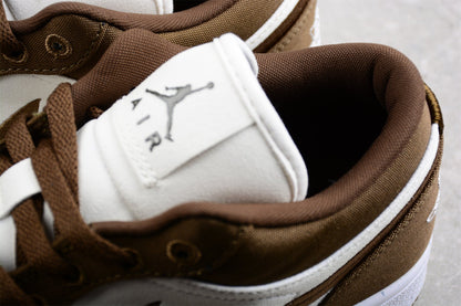 Air Jordan 1 Low SE Light Olive Sneakers