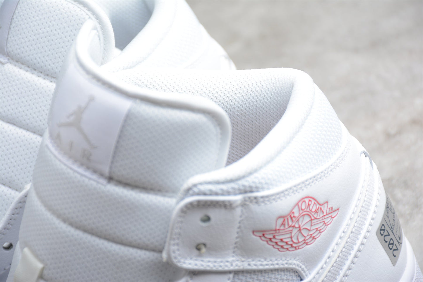 Air Jordan 1 Mid "Euro Tour"