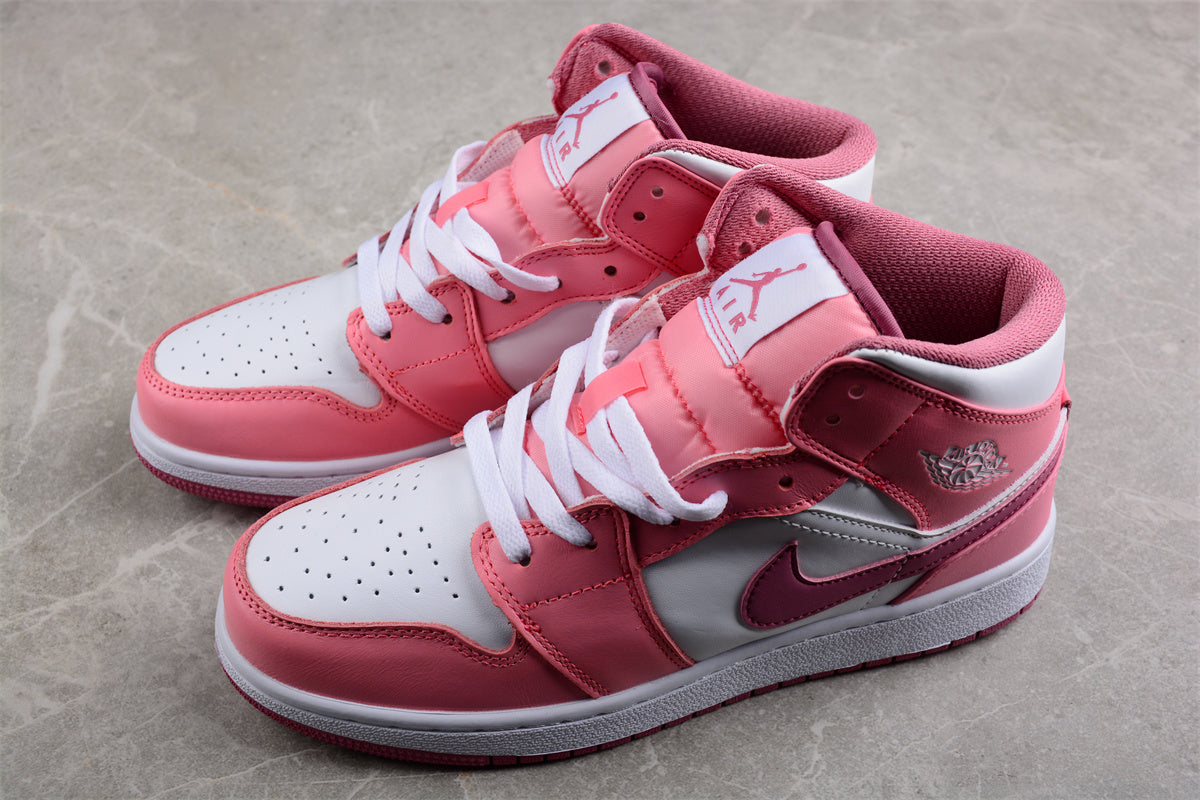 Air Jordan 1 Mid "Desert Berry"