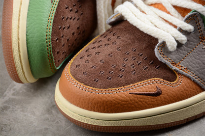 Air Jordan 1 High Voodoo Sneakers