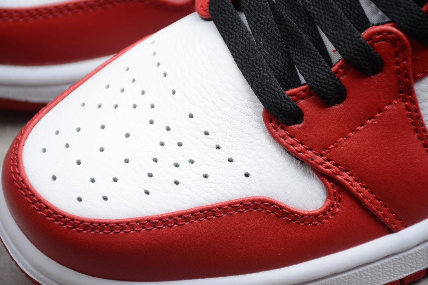 Nike Air Jordan 1 Mid "Chicago 2020" (GS)