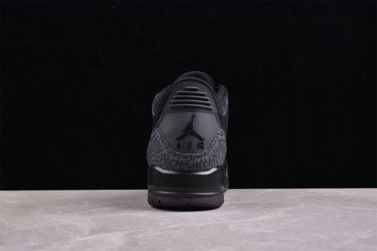 Air Jordan 3 Retro ‘Black Cat’ 2025