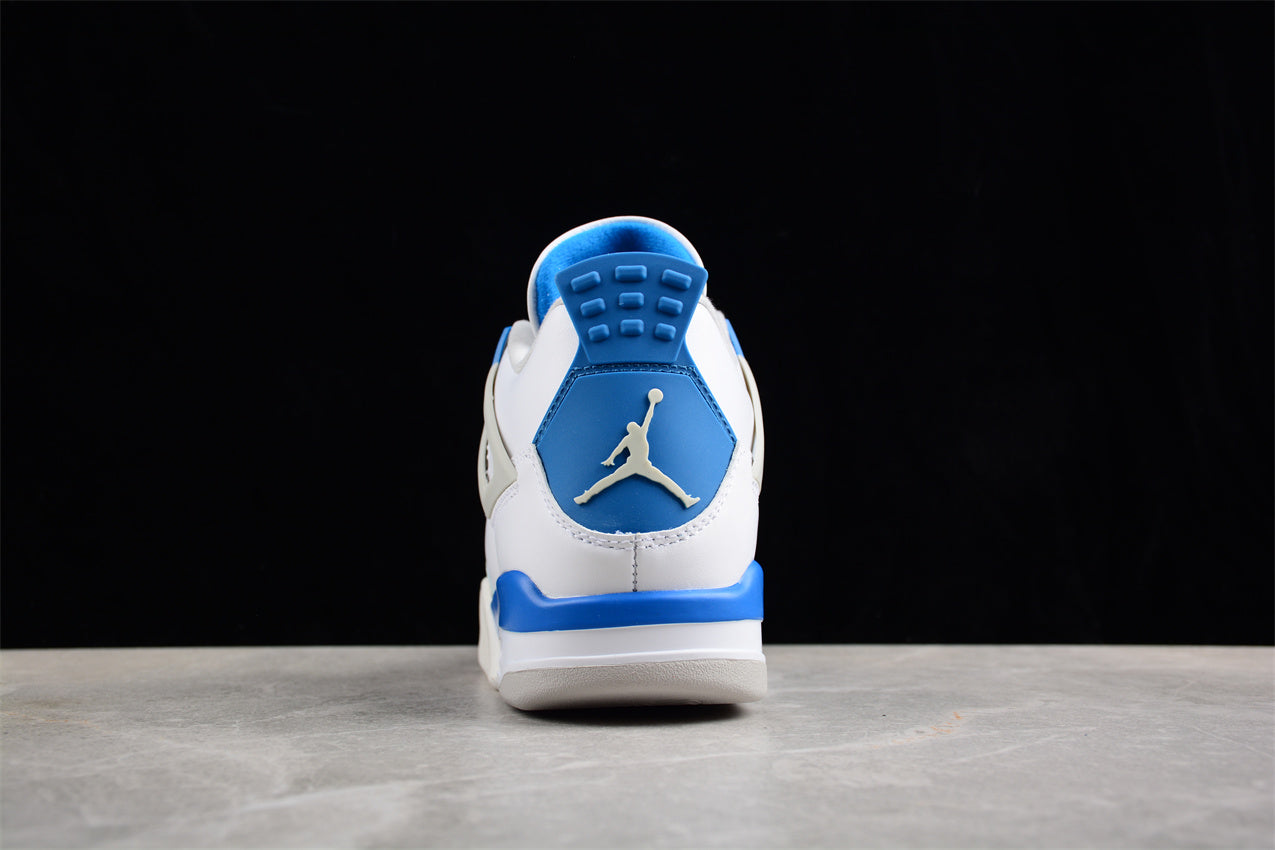 Air Jordan 4 Retro "Military Blue"