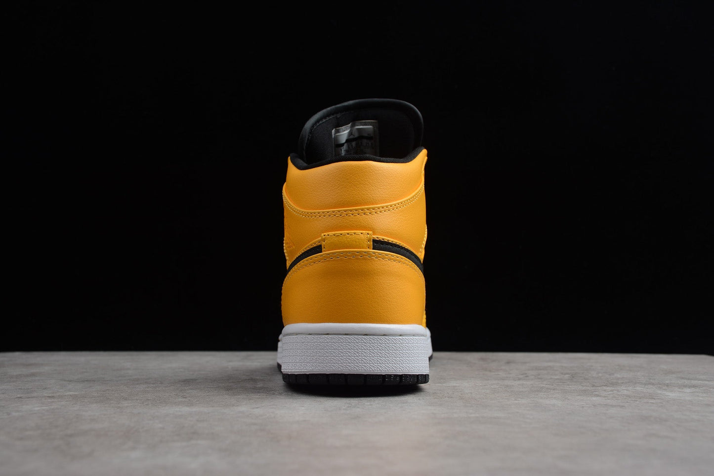 Nike Air Jordan 1 Mid GS 'University Gold'