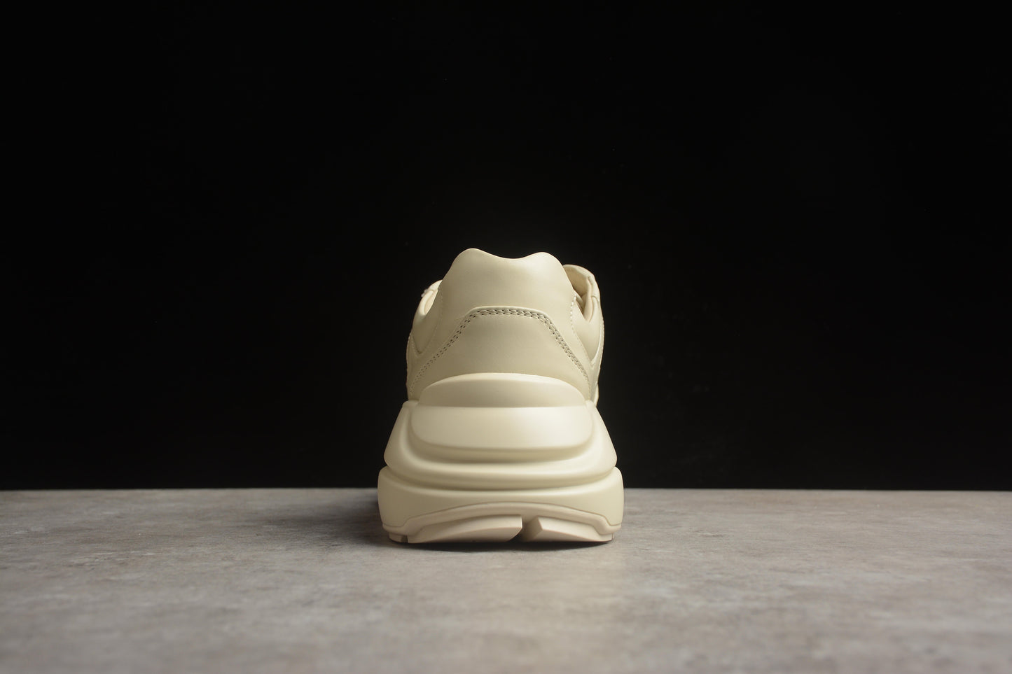 Gucci Rhyton Vintage Beige Leather Sneakers