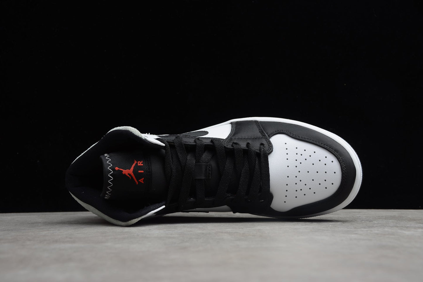 Air Jordan 1 Mid SE "Union Black Toe"