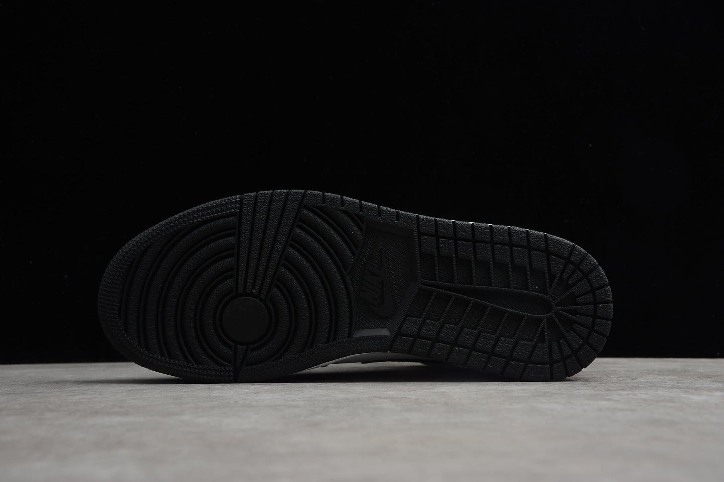 Air Jordan 1 Mid SE "Union Black Toe"