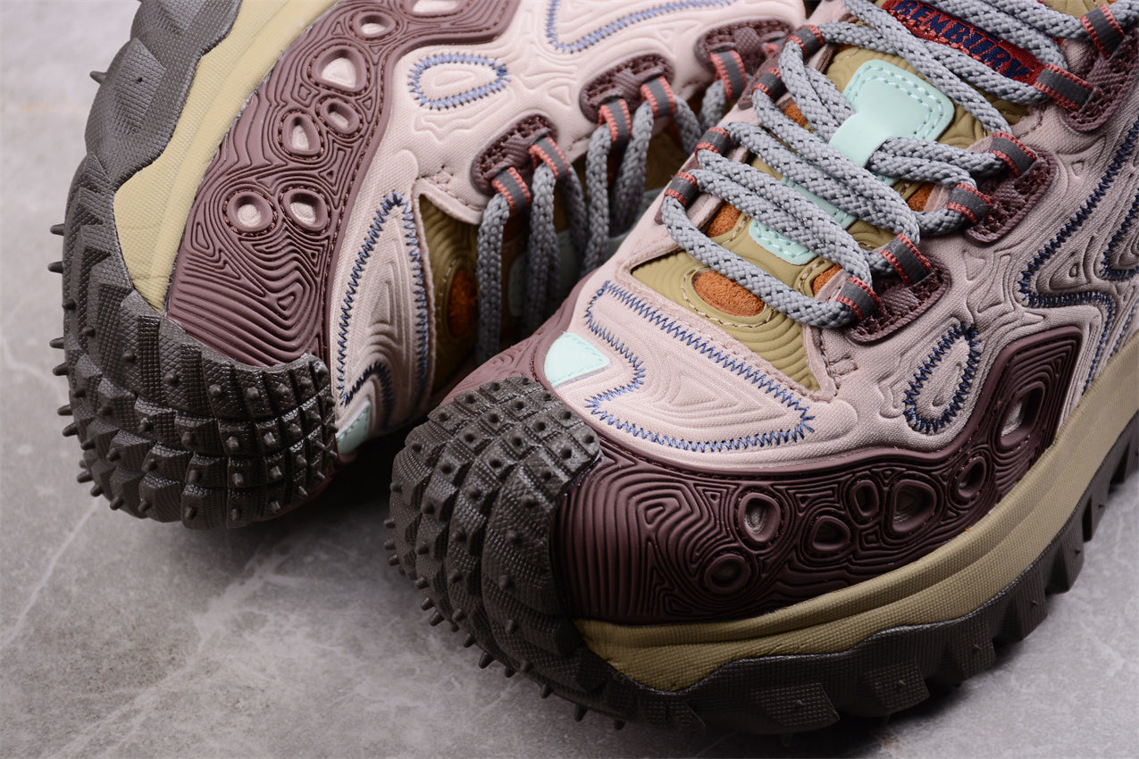 Moncler Genius Trailgrip Grain Salehe Bembury "Ashen Slate"