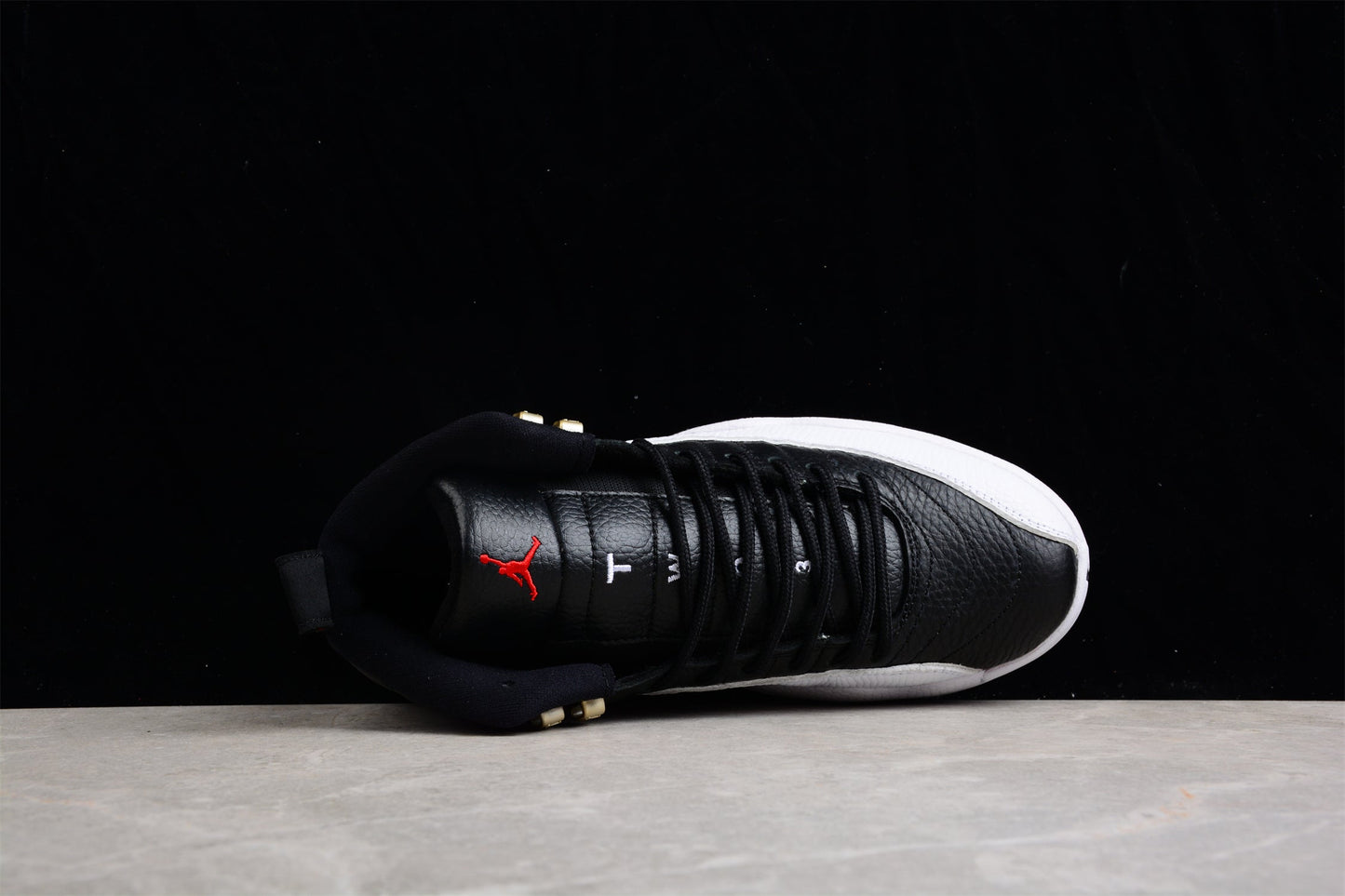 Air Jordan 12 "Playoffs" Black/White