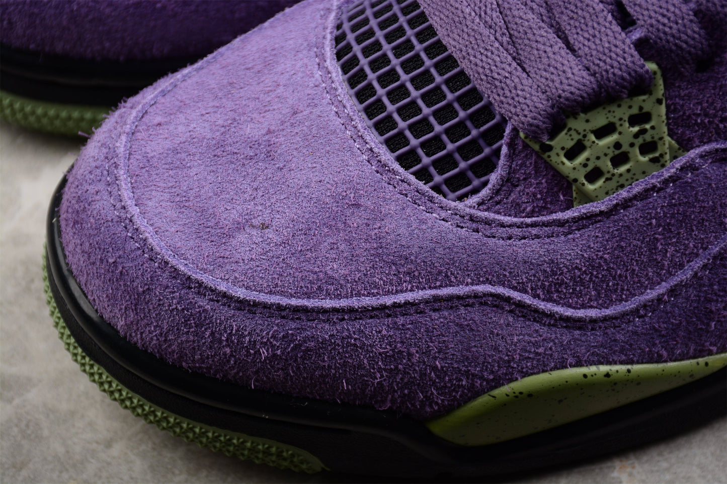Air Jordan 4 Retro "Canyon Purple"