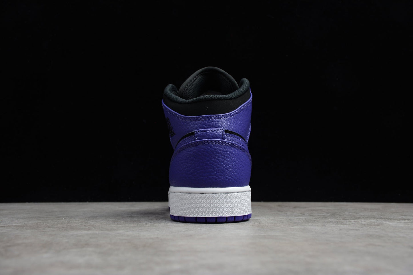 Air Jordan 1 Mid "Dark Concord"