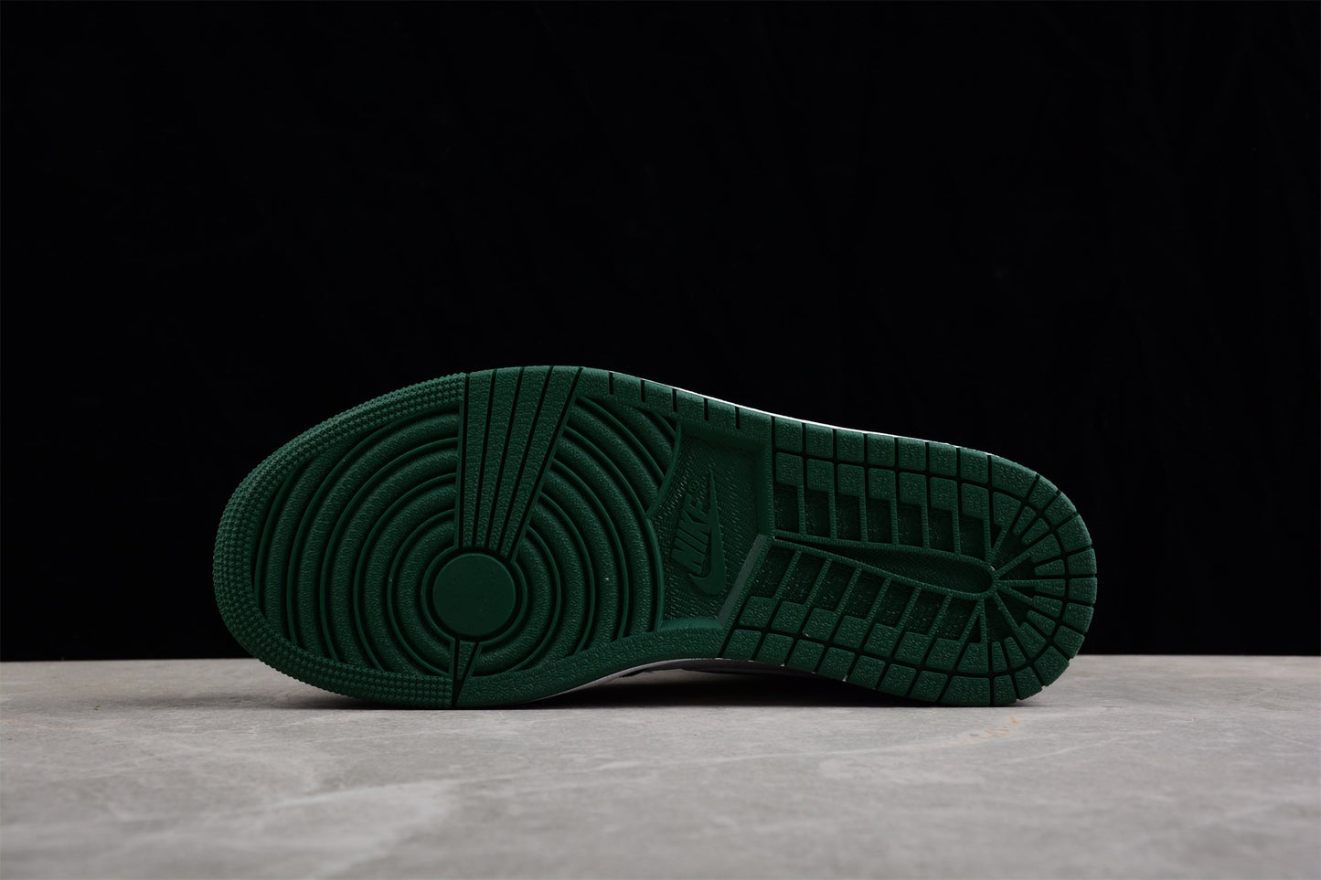 Air Jordan 1 High OG "Gorge Green"