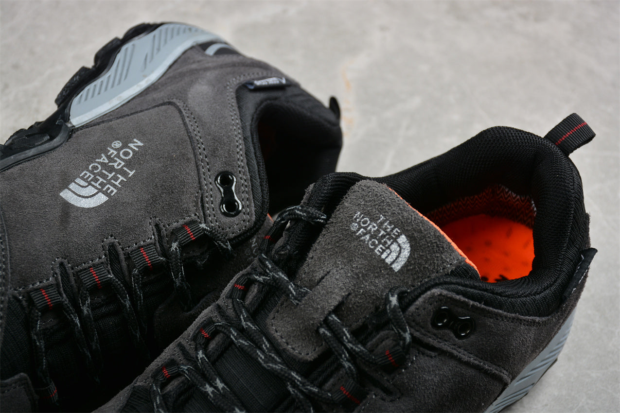 The North Face Cedar Mesa Low – Grey
