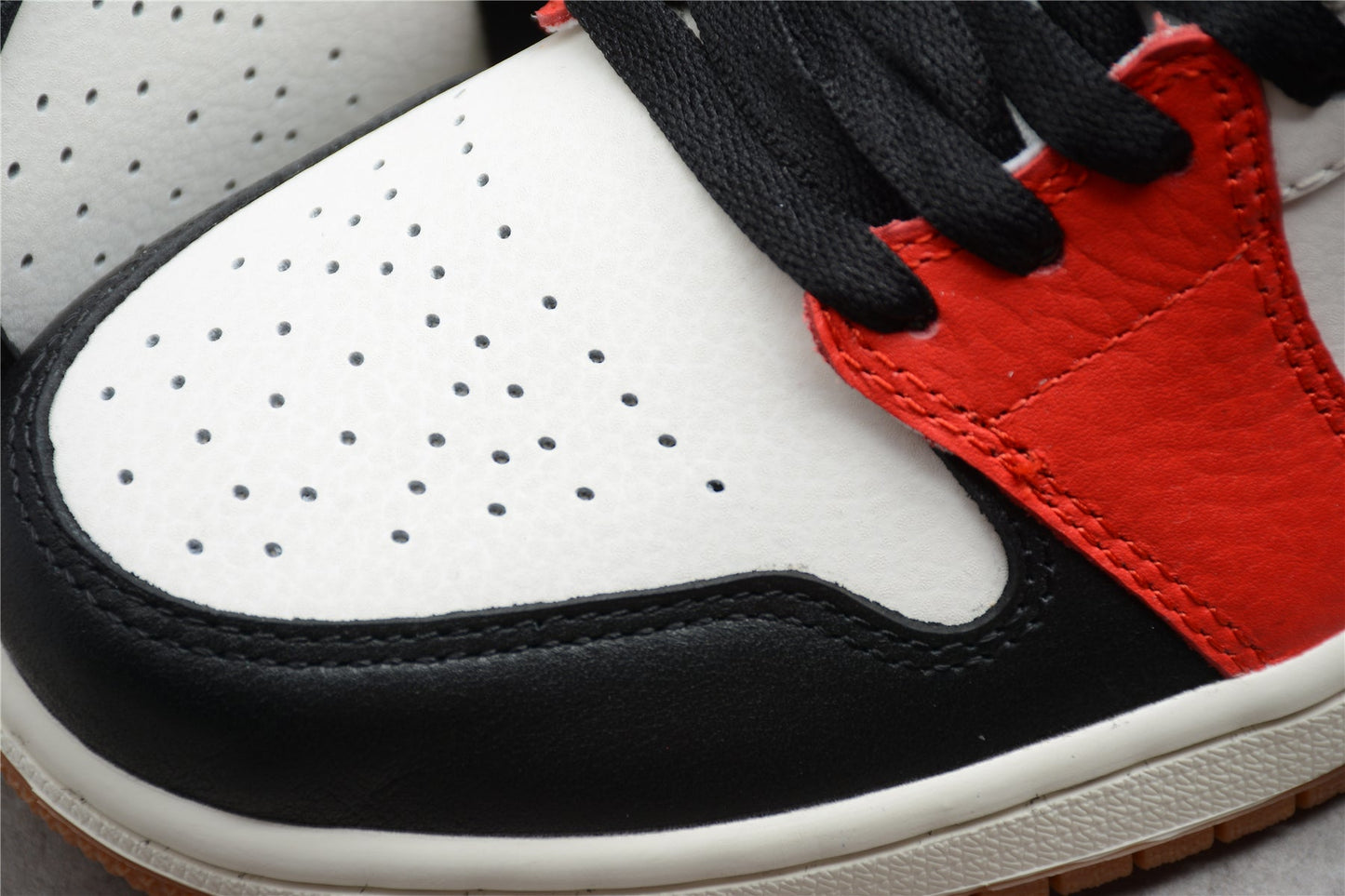 Nike Jordan 1 Mid "Let(Her)Man"
