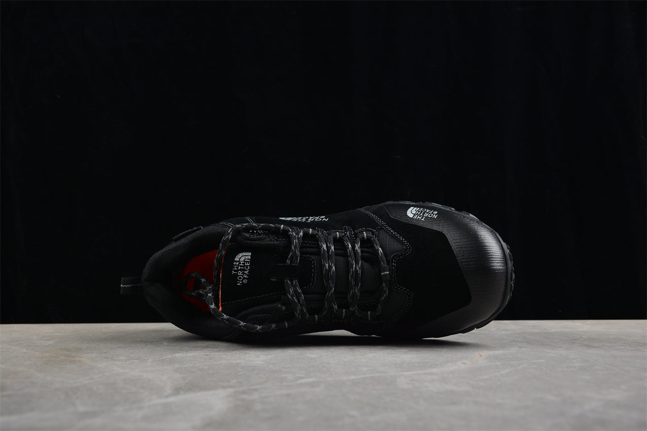The North Face Cedar Mesa Low – Black