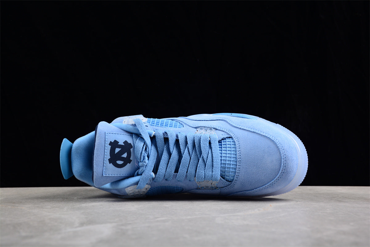 Air Jordan 4 Retro UNC PE