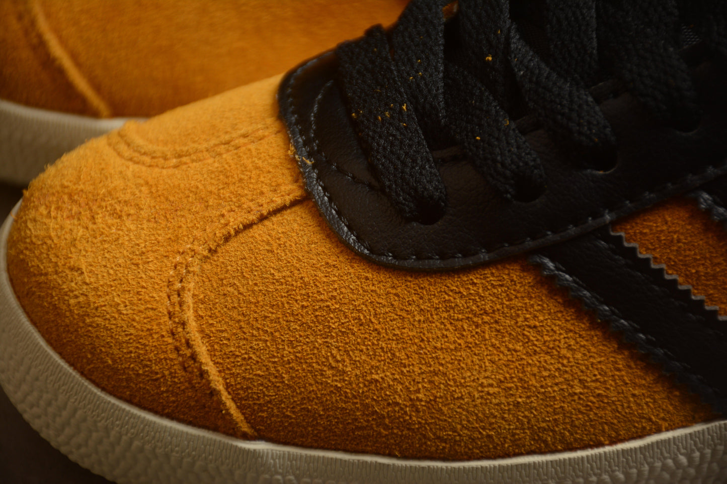 adidas Gazelle "Team Collegiate Gold / Core Black"