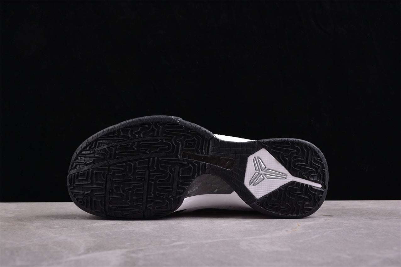 Nike Kobe 5 Protro “Panda” (PE)