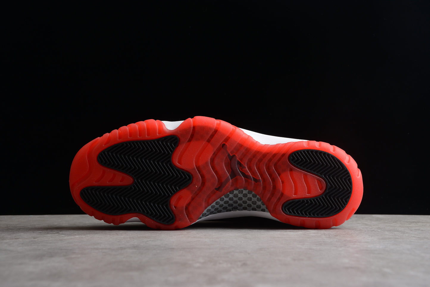 Air Jordan 11 Low “Bred”