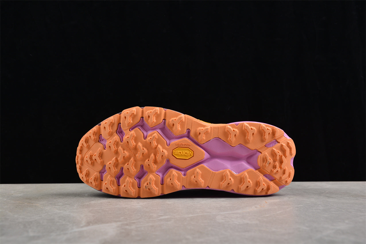 HOKA ONE ONE Speedgoat 5