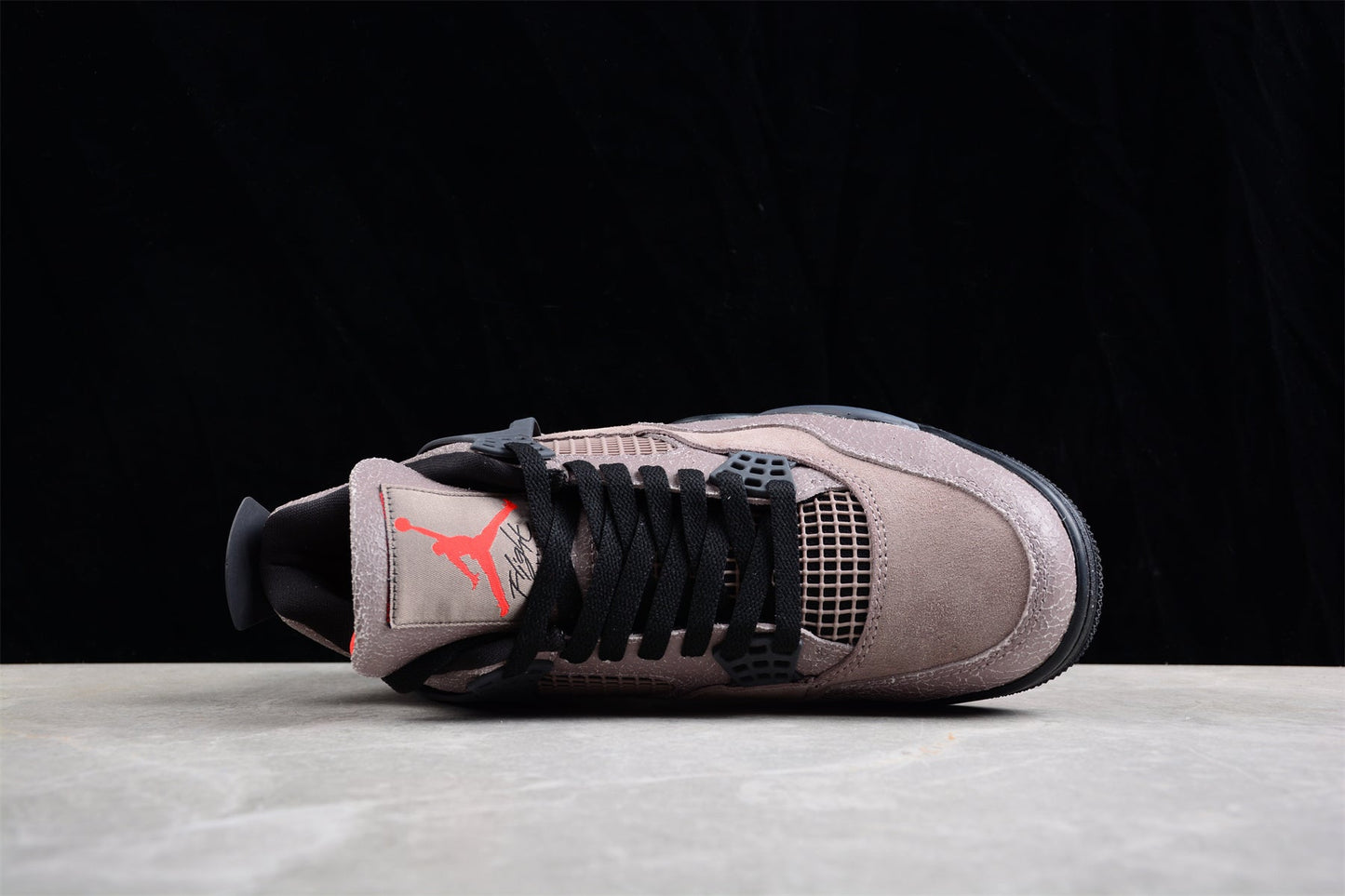 Air Jordan 4 Retro "Taupe Haze"