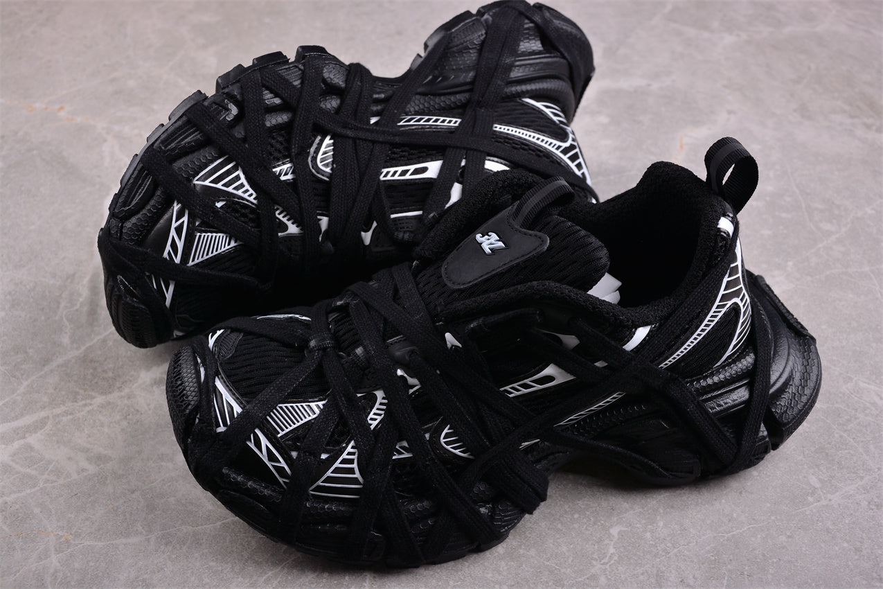 Balenciaga 3XL Extreme Lace Black & White