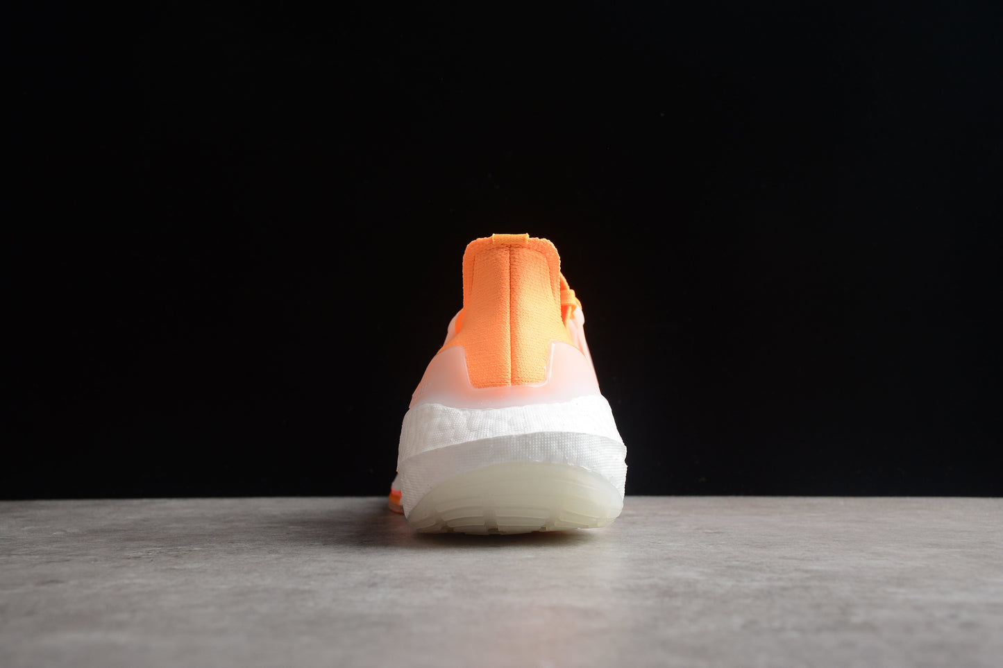 adidas UltraBoost 22 ‘Flash Orange’ .